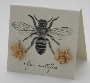 Bee Earrings - gold